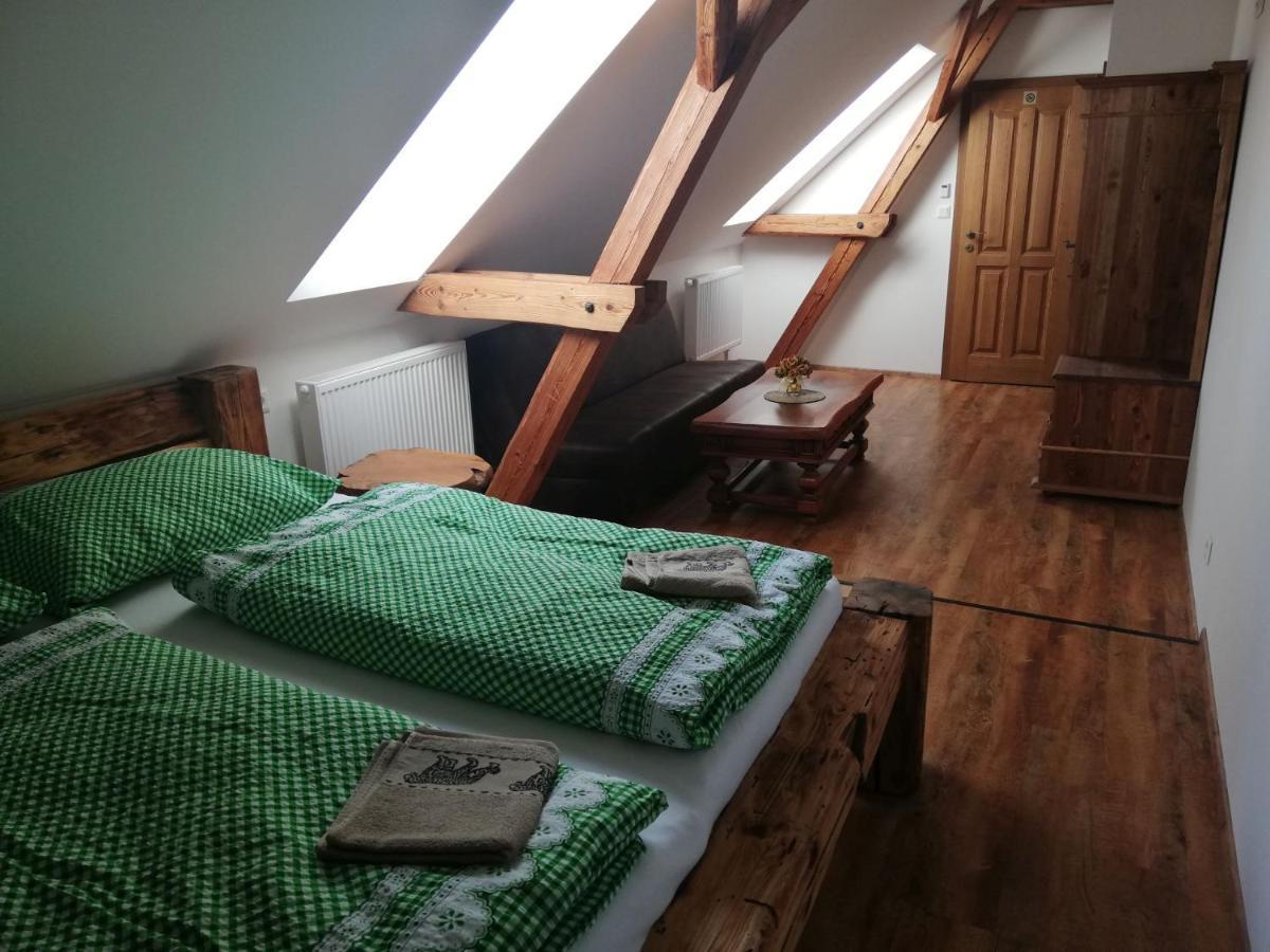 Penzion, Restaurace Jaro Vesin Brdy Rozmital pod Tremsinem Pokój zdjęcie